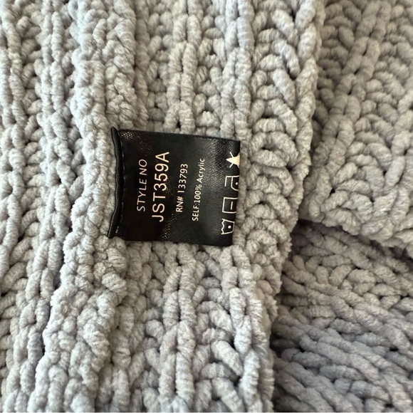 POL Crocheted Hooded Sweater‎ Vest Size Medium EUC - Picture 4 of 4